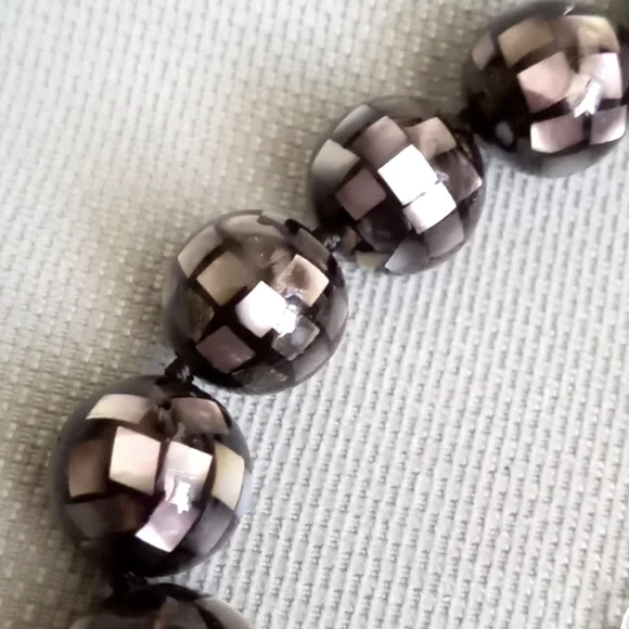 DALLAS PRINCE BLACK MOTHER OF PEARL TILE NECKLACE - Picture 6 of 10